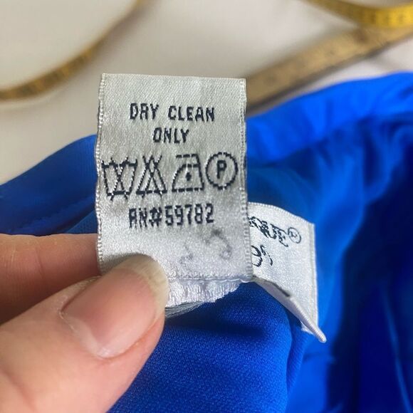 Elegant Adrianna Papell Boutique Evening maxi halter dress deep blue V neck - Picture 10 of 15